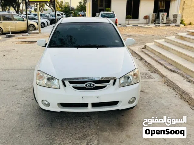 2006 كيا سيراتو LX