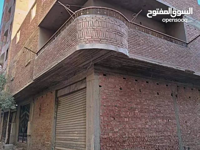194 m2 4 Bedrooms Townhouse for Sale in Giza Mansuriyya