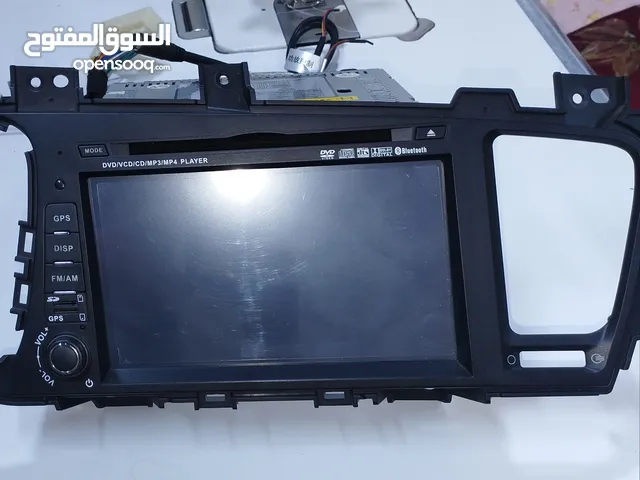 شاشة سيارة كيا اوبتيما او K5 نظام اعتيادي بلوتوث وسي دي وباقي التفاصيل