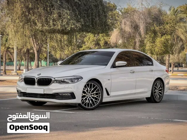 2017 بي ام دبليو الفئة 5 530i Sedan