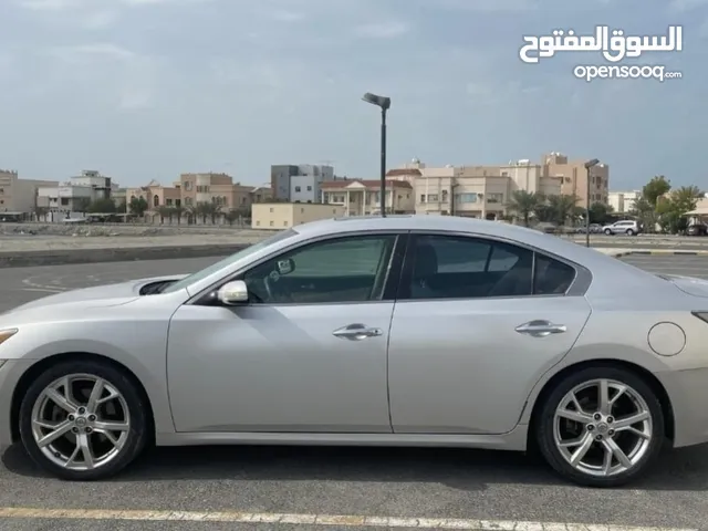 نيسان ماكسيما 2012بدون حوادث  Nissan maxima 2012 no accidents