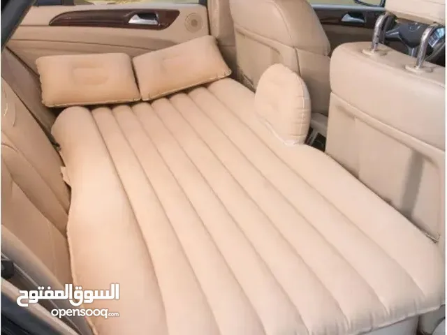 مال السيارة يركب في المقعد الخلفي حال السيارة مع وسادتين و منفاخ خاص سهل الاستخدام
