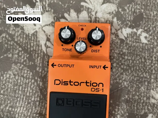 Boss Ds-1 distortion pedal