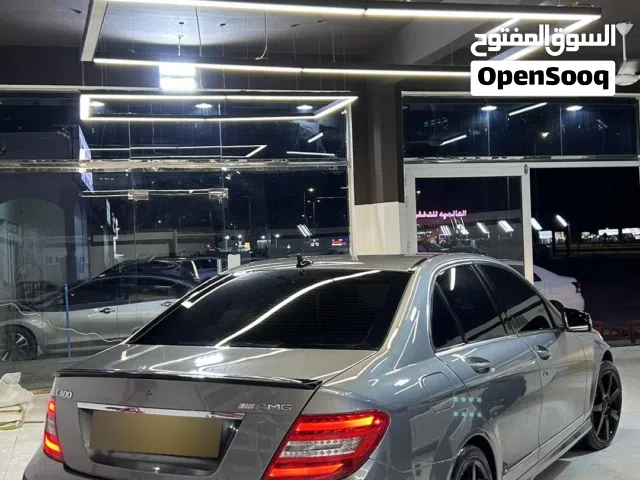 2012 مرسيدس بنز الفئة-C C 300