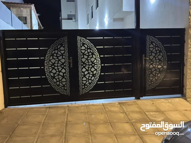 109 m2 3 Bedrooms Apartments for Sale in Aqaba Al Sakaneyeh 9
