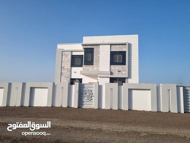 325 m2 4 Bedrooms Townhouse for Sale in Al Batinah Suwaiq