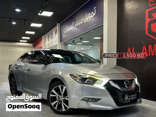 NISSAN MAXIMA