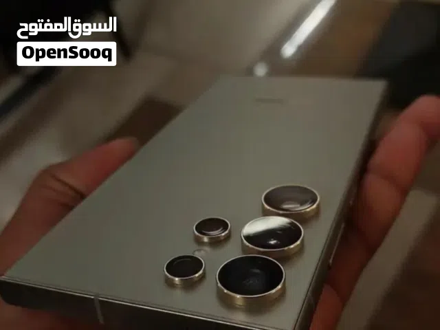 s24 ultra. good condition. one Hand use box bill available. Bought frome DHERAF DG
