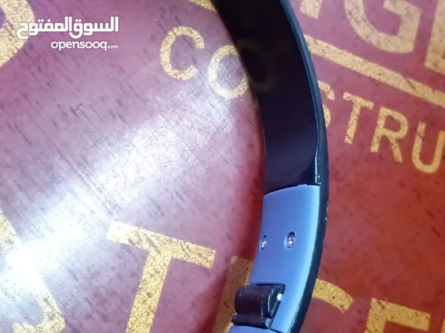 هيدفون مستعمل امازون 3000 دينار فقط نوعية راقية جدا تكدر تتحكم بالقياس مثل ما يعجبك . ويفيد للشباب