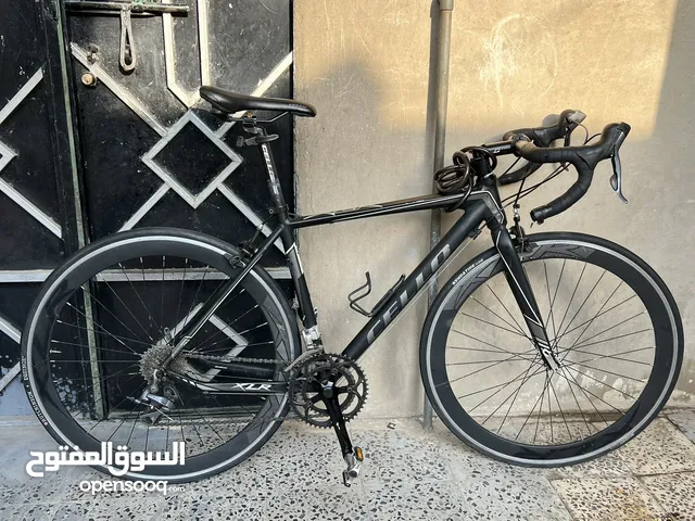 سيكل سباق أوروبي ماركة Cello سيكل رود خفيف جدا ونضيف