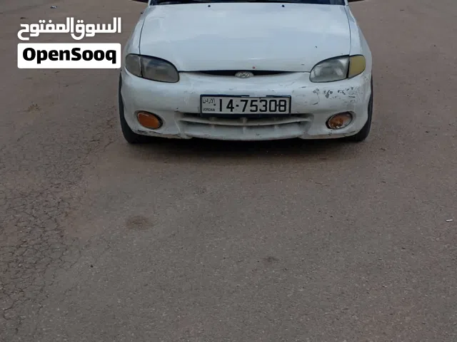 1997 هيونداي اكسنت Standard