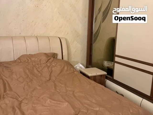 غرفة نوم تركي درجه اولا استعمال شهر واحد فقط 8 قطع مع الدوشك طبي درجه اولا