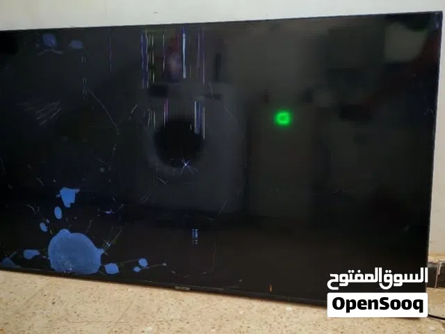 شاشه سامسونج سمارت مكسوره للبيع بسعر مغري