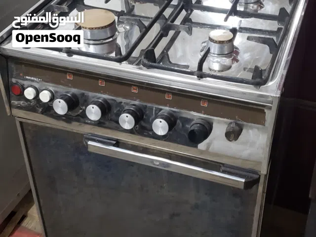 فرن ينوفرسل اربع عيون كرت شبه جديد