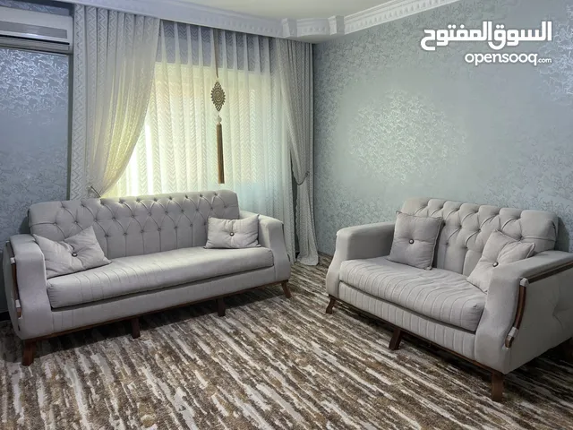 كنب حديث سبع مقاعد ثنائيه وثلاثيه ومفردتين