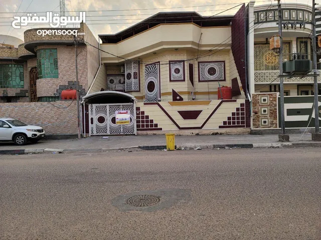 160 m2 5 Bedrooms Townhouse for Rent in Basra Asatidha