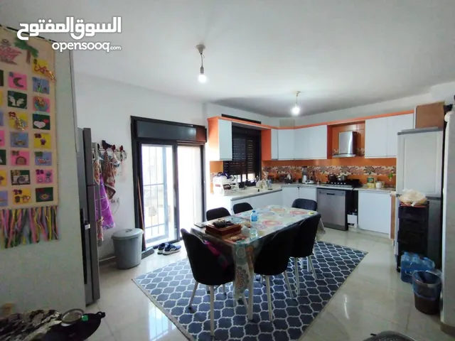 135m2 3 Bedrooms Apartments for Sale in Ramallah and Al-Bireh Al Tira