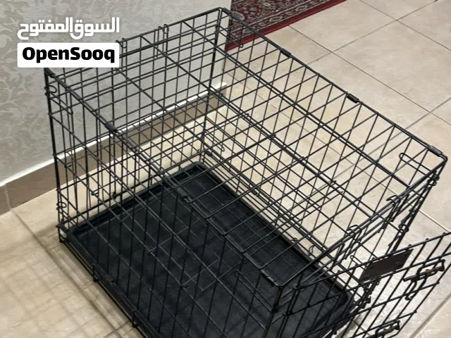 قفص للحيوانات كبير و نظيف