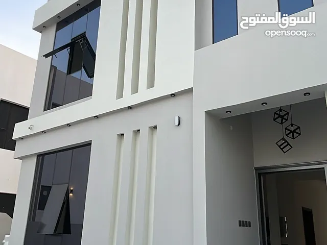 314 m2 4 Bedrooms Villa for Sale in Al Batinah Barka
