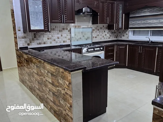 Mohammed Ahmad Al-Tarawenh  بسم الله الرحمن الرحيم  شقه سوبر ديلوكس طابقيه مميزه بمواصفات عالية المس