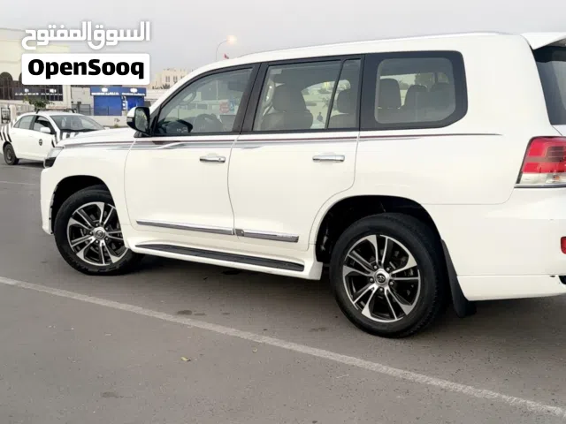 لاندكروزر جي اكس ار تورنج