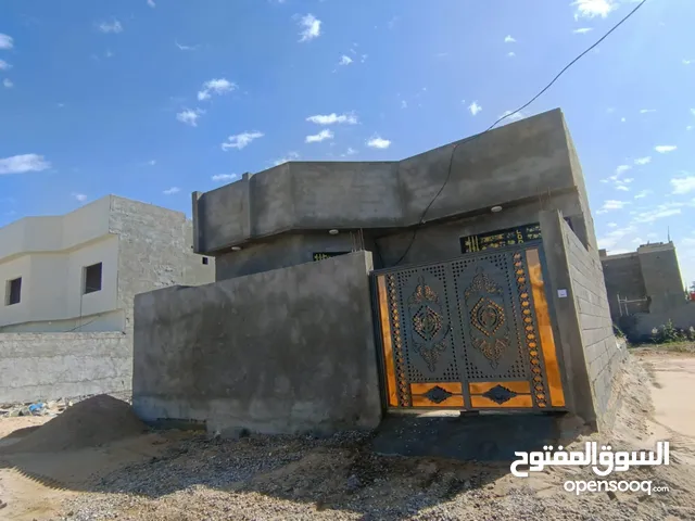 120 m2 2 Bedrooms Townhouse for Sale in Basra Al-Jazzera