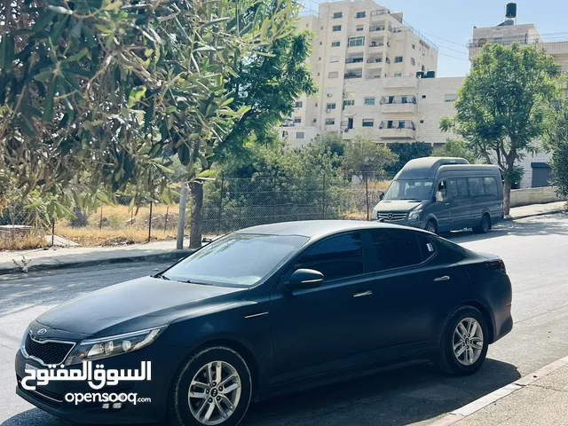 Kia. K5 موجوده في الخليل