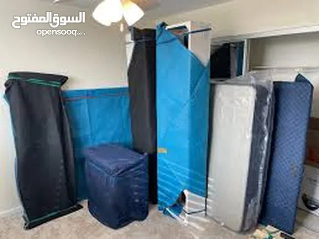 MOVERS AND PICKRES