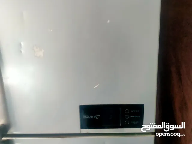 ثلاجة ال جي بحالة الوكالة مع شاشه ديجيتال انفيرتر  بحالة ممتازة كامل ملحقاتها معاها