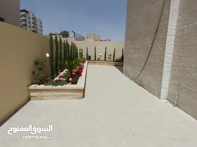 165 m2 3 Bedrooms Apartments for Sale in Amman Tla' Ali