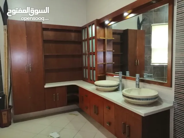 1200 m2 More than 6 bedrooms Villa for Rent in Amman Tla' Ali