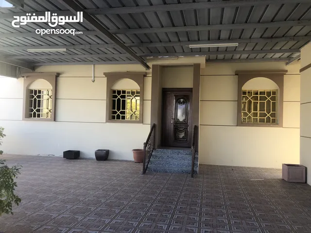 178 m2 3 Bedrooms Townhouse for Sale in Al Batinah Sohar