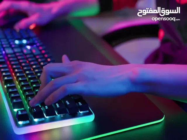 المصمم المحترف علي كاضم لتصميم والمونتاج