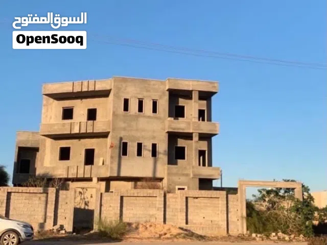 فيلا تتكون من 3طوابق