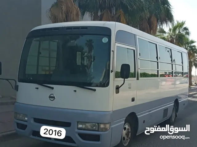 نيسان باص 2016