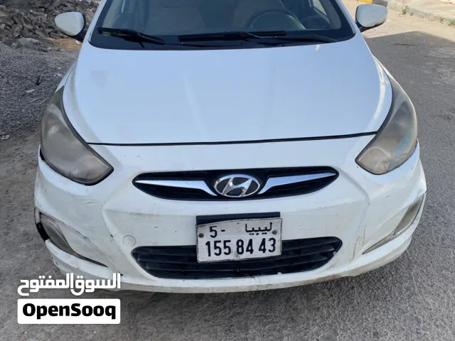 2012 Hyundai Accent GL