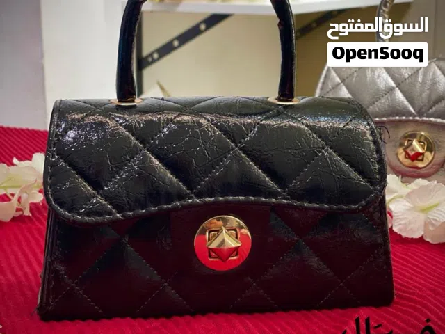 حقائب جميلة وانيقة