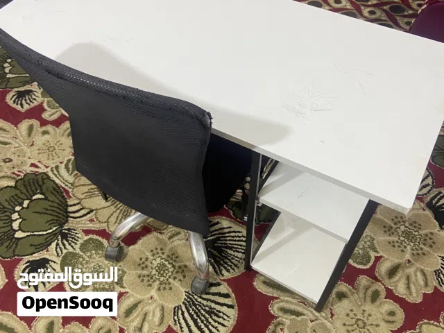 ميز دراسة ومكتب وللالعاب وكرسي