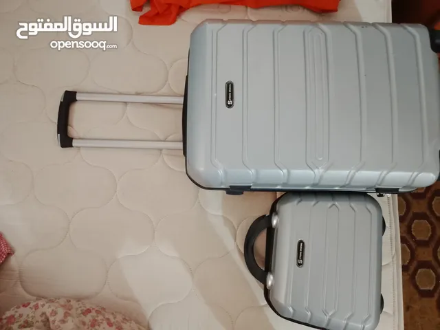 شنطه سفر للبيع المستعجل