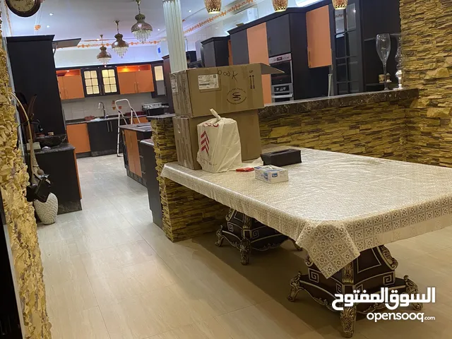 1000 m2 5 Bedrooms Villa for Rent in Sharjah Al Ghafeyah area
