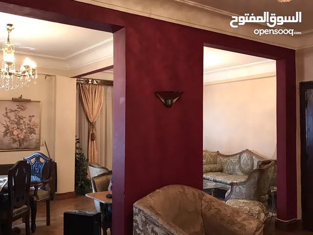 شقه للتمليك ش مصدق الرئيسي وعلي ناصيه الدقي جيزه