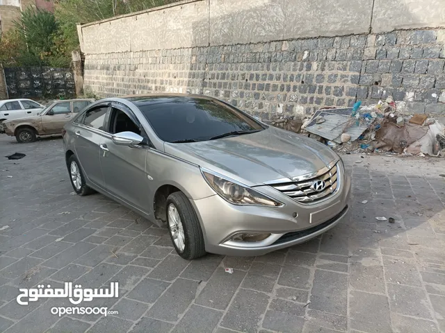 Used Hyundai Sonata in Taiz