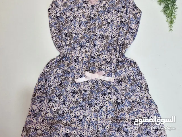 سالوبيت نسائي قصير أنيق – تصميم عصري وخامة مريحة