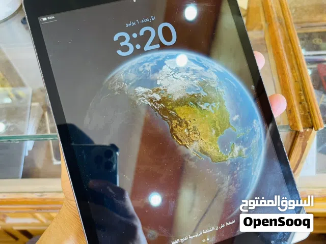 Apple iPad 7 32 GB in Benghazi