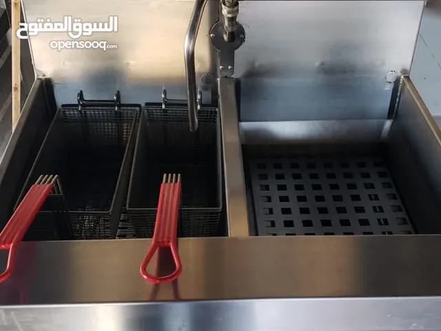 ماكينه قلى دجاج وبطاطس