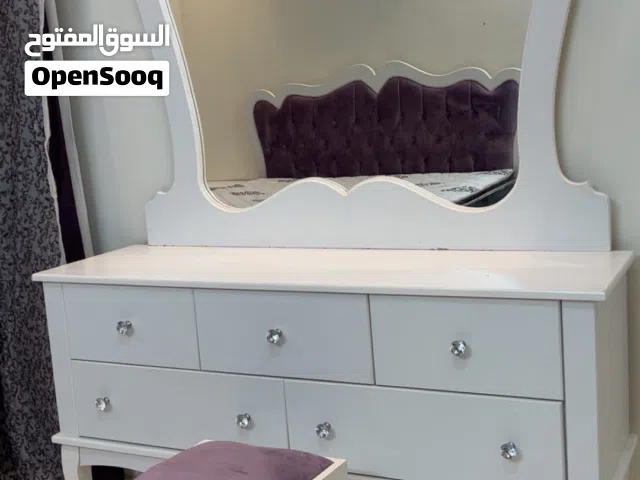 غرفة نوم جديدة (استعمال شهرين فقط)