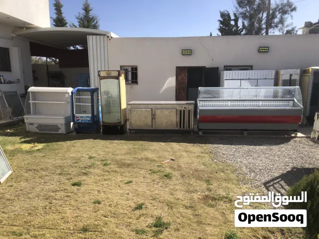 مجموعة تلاجات عرض للبيع