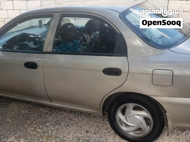 1999 كيا سيفيا 2