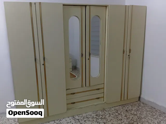 غرفه نوم خزانة سرير مجوز تسريحه مستعمله للبيع