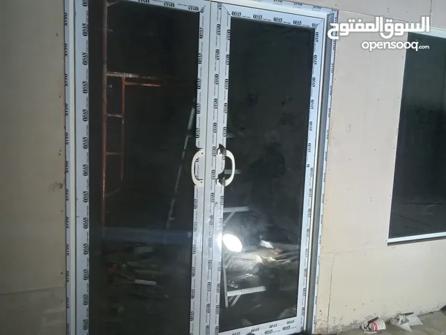 لاعمال للألمنيوم ابواب وشبابيك
